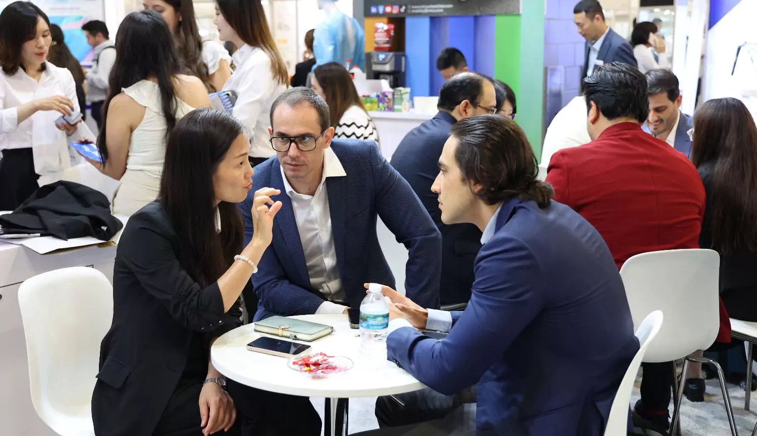 jinnianhui官网医疗闪耀美国国际医疗器械展WHX Miami 2025